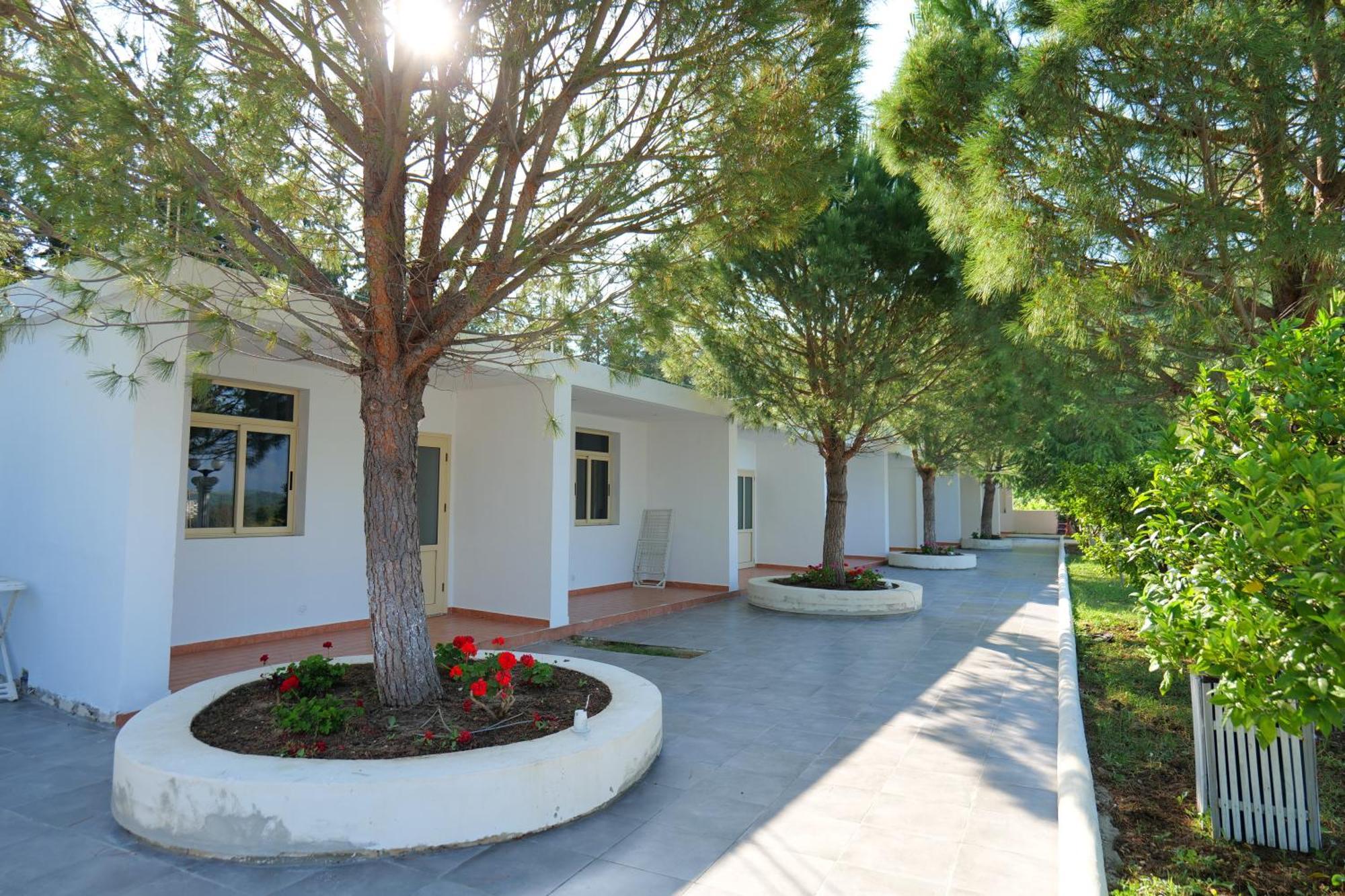 Edva Resort Radhimë المظهر الخارجي الصورة
