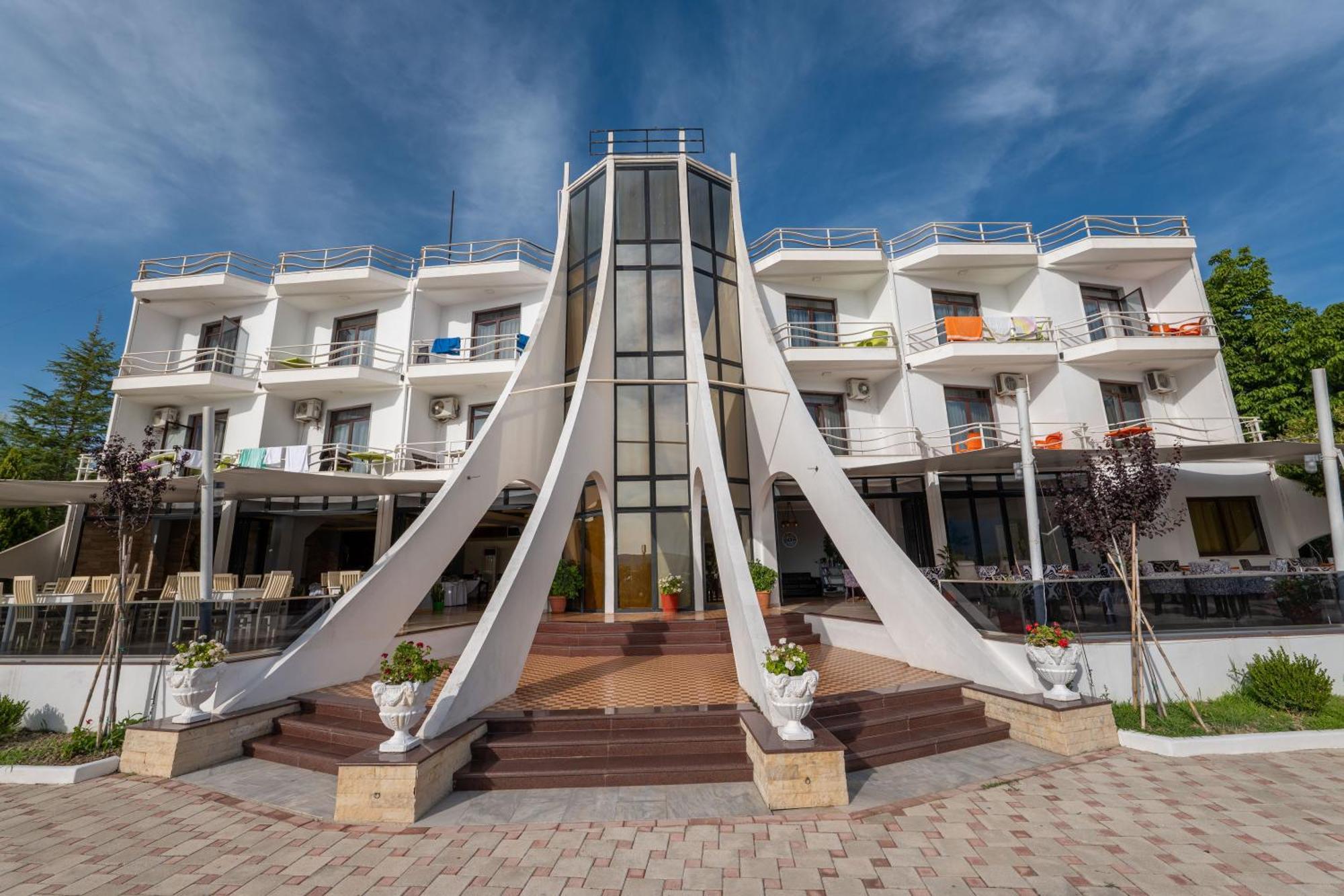 Edva Resort Radhimë المظهر الخارجي الصورة