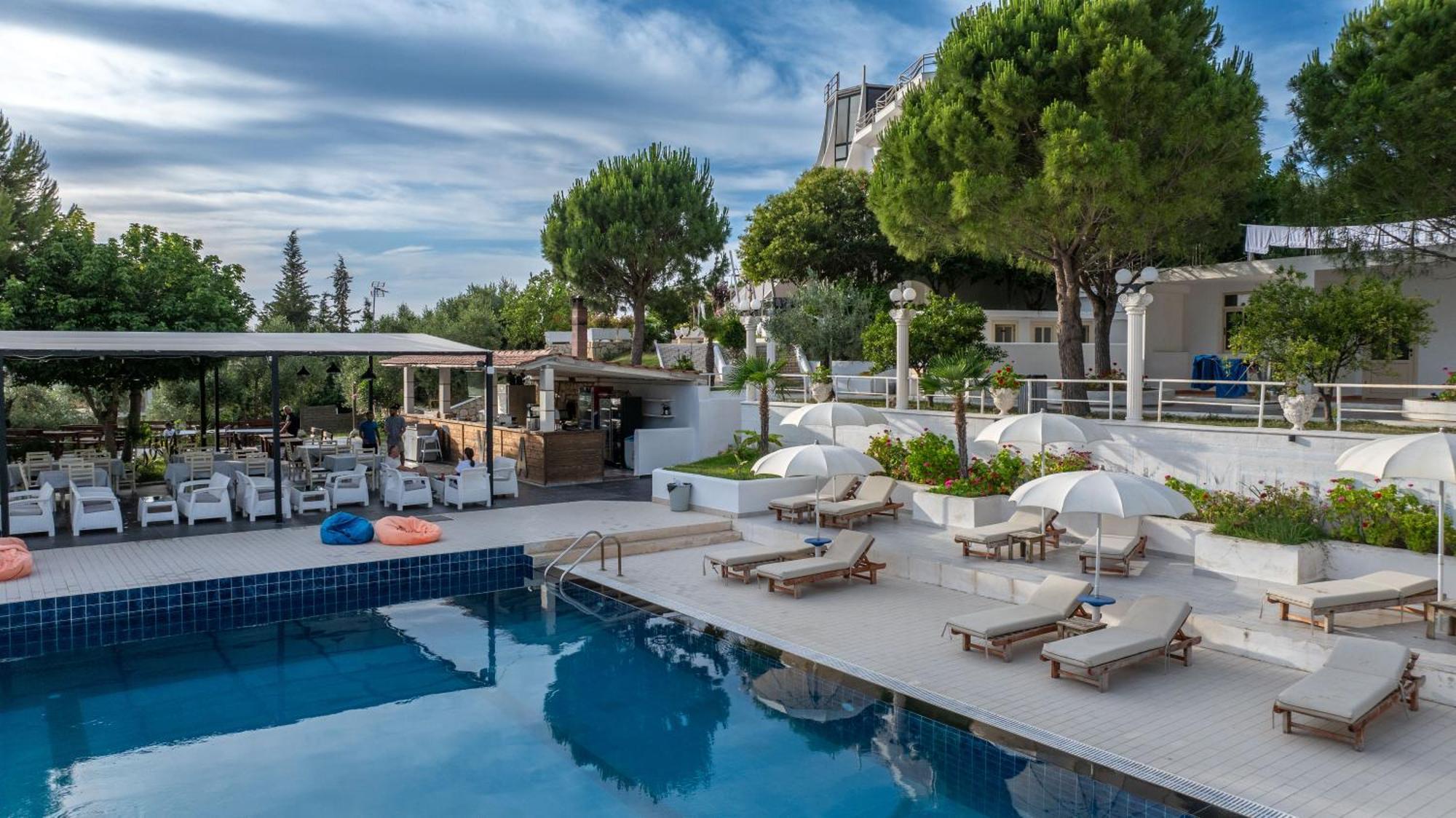 Edva Resort Radhimë المظهر الخارجي الصورة