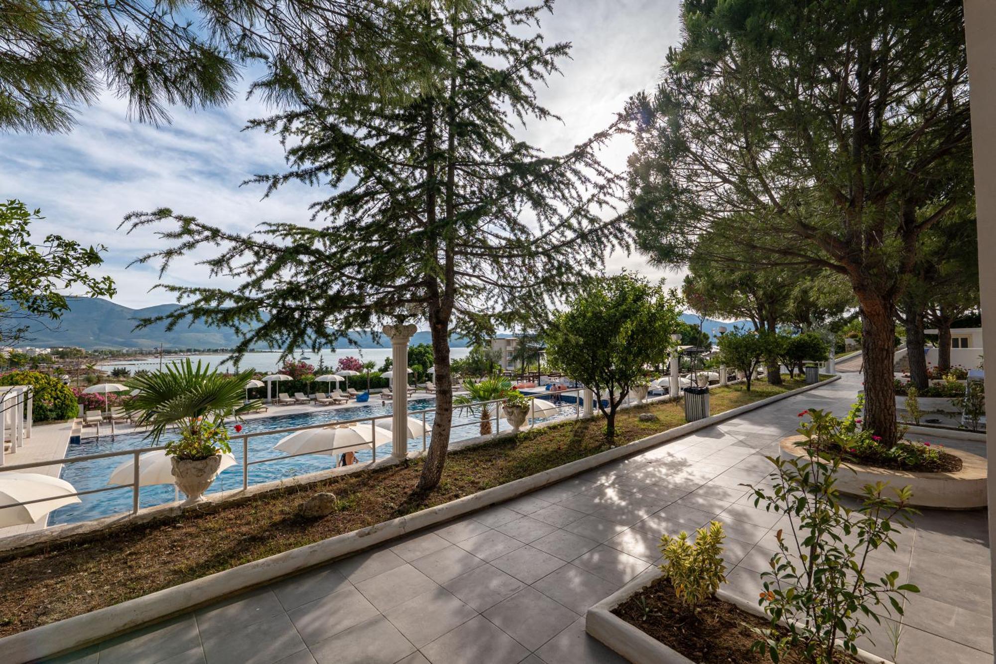 Edva Resort Radhimë المظهر الخارجي الصورة